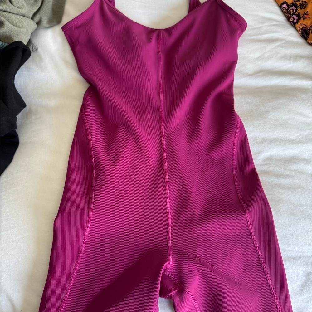 NWOT Lululemon Ribbed Contoured Unitard One-Piece 6” in Magenta - Picture 4 of 5